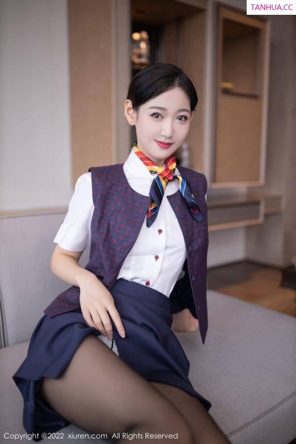 唐安琪  [XiuRen]高清写真图 2022.11.28 No.5922 唐安琪 制服黑丝第7张图片